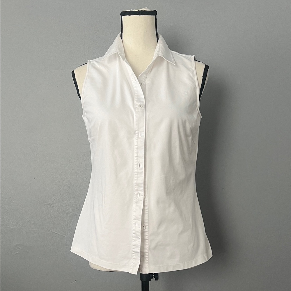 J. McLaughlin Classic White Sleeveless Button-Down Shirt